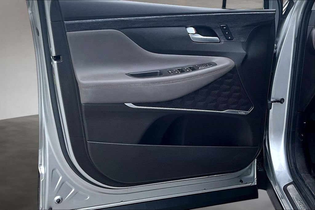 Used 2020 Hyundai Santa Fe Limited FWD image 19