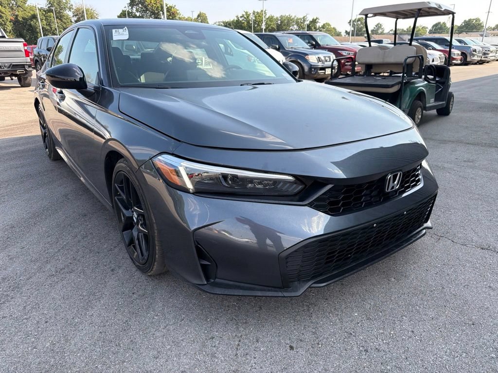Used 2025 Honda Civic Sport image 3