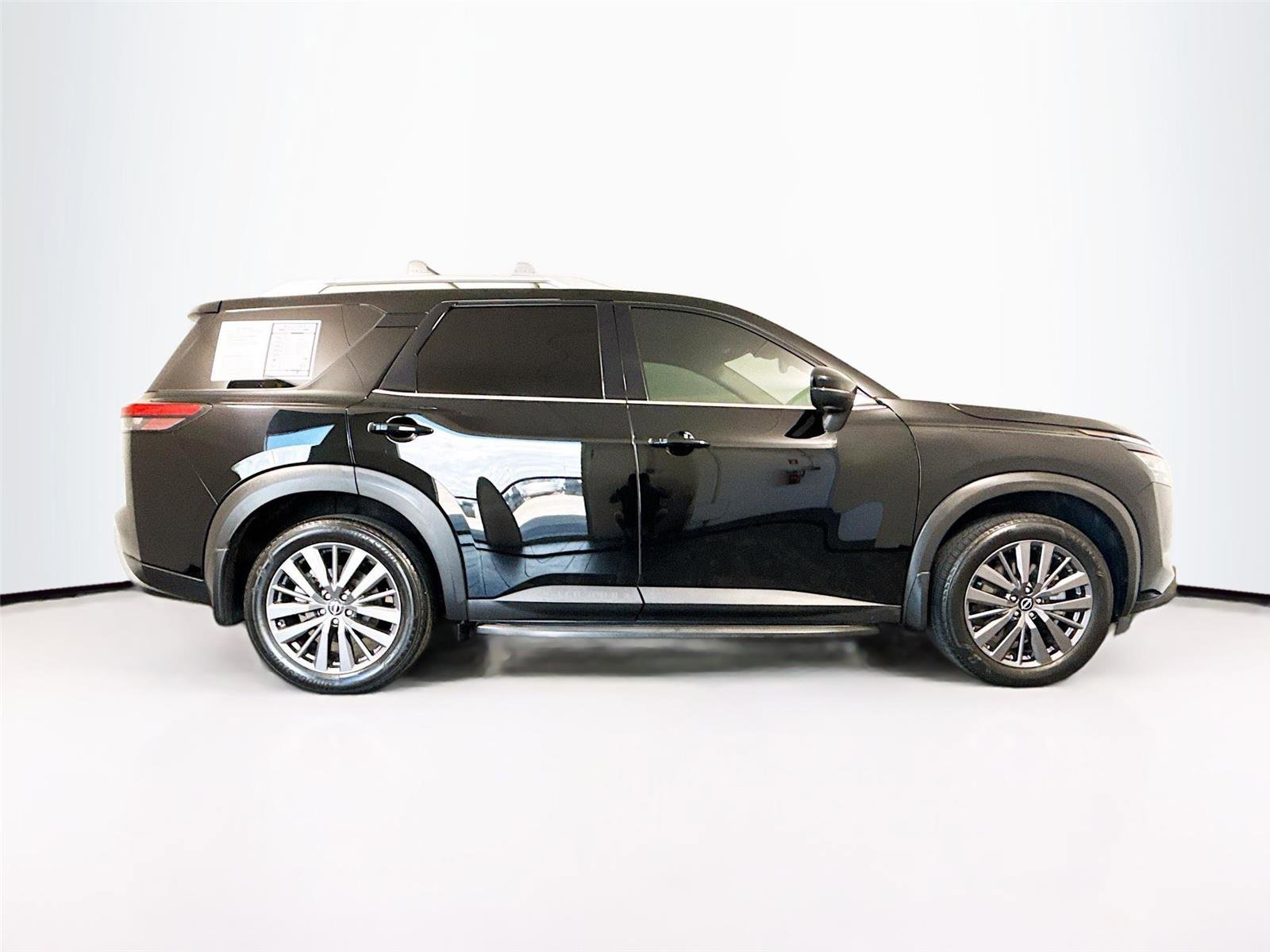 Used 2023 Nissan Pathfinder SL w/ SL Premium Package FWD image 36