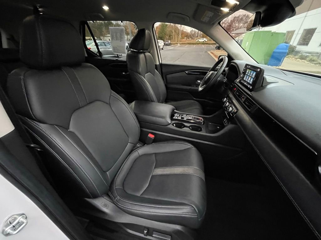 Certified 2024 Honda Pilot EX-L image 32