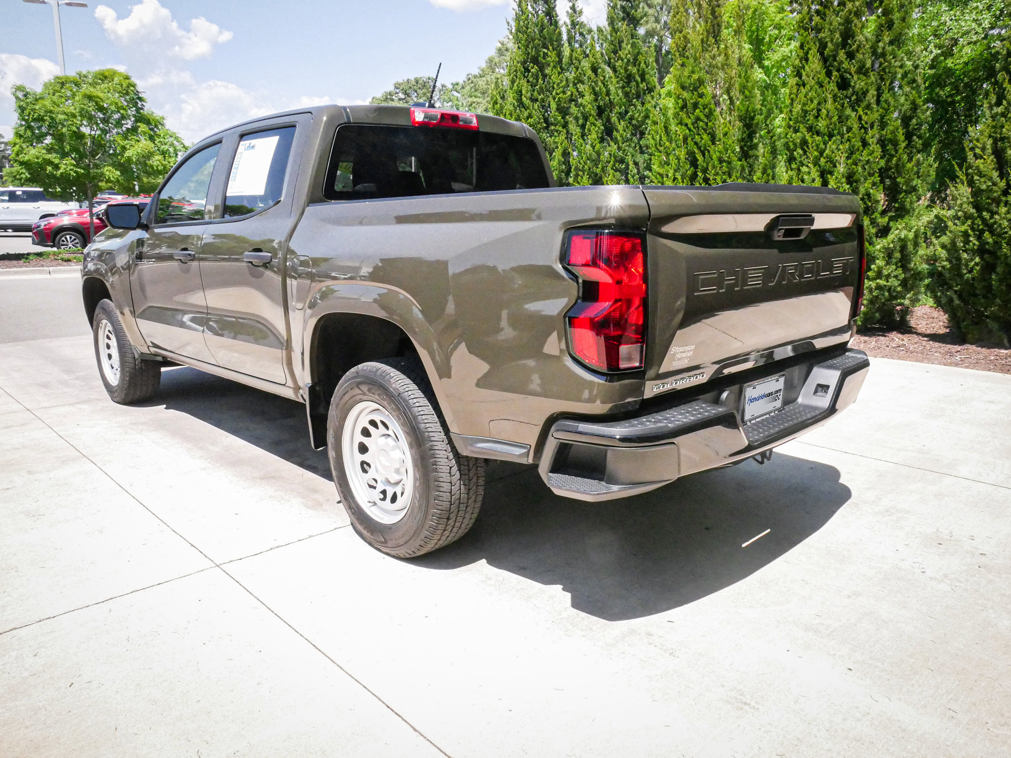 Used 2024 Chevrolet Colorado W/T RWD image 8
