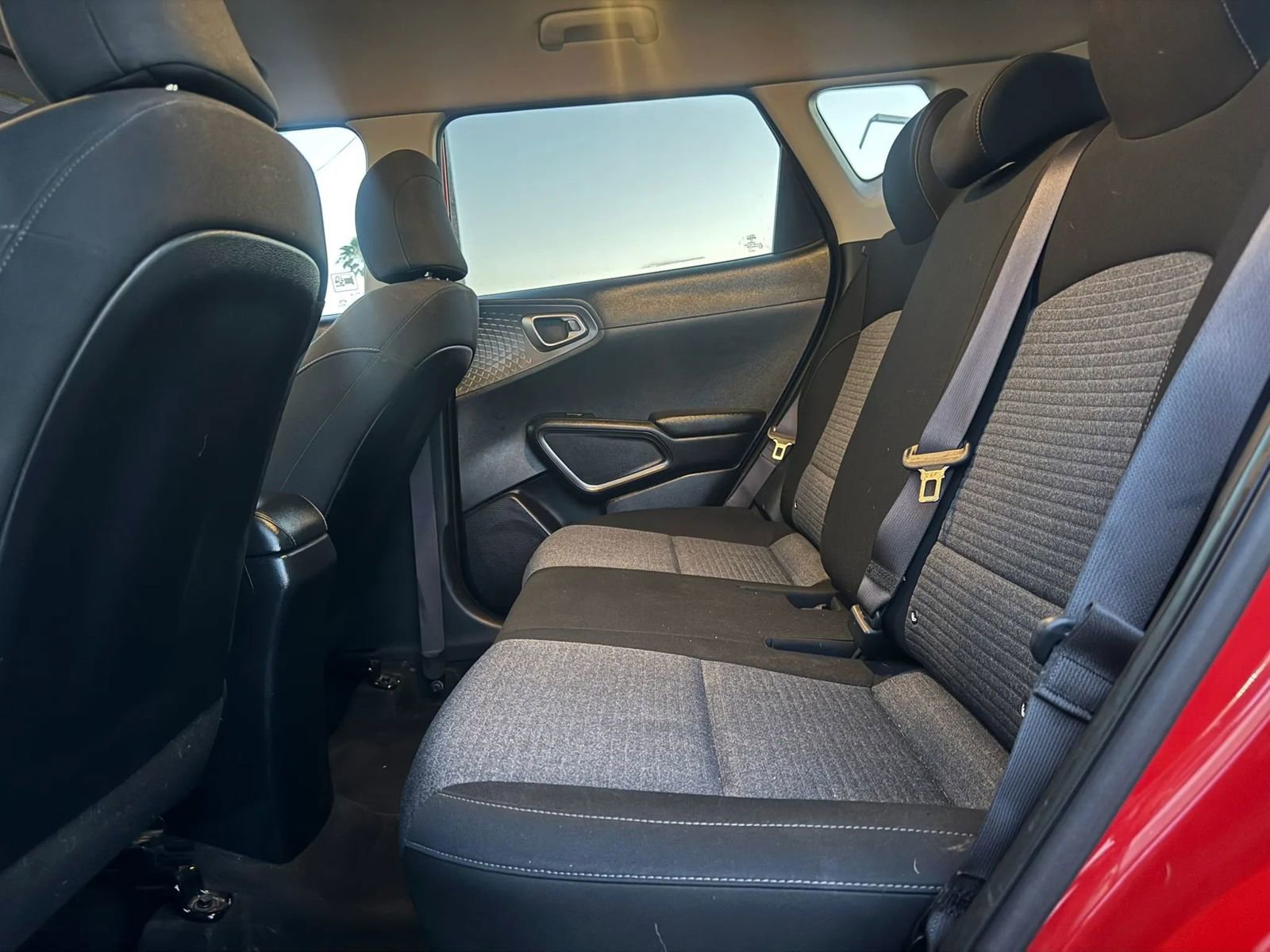 Used 2020 Kia Soul S FWD image 21