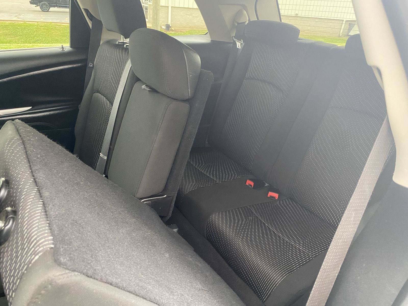 Used 2020 Dodge Journey SE w/ Blacktop Package FWD image 29