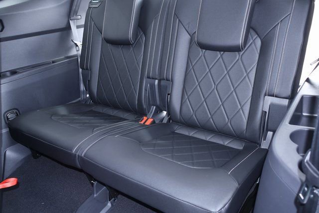 New 2026 Volkswagen Atlas SEL Premium R-Line image 16