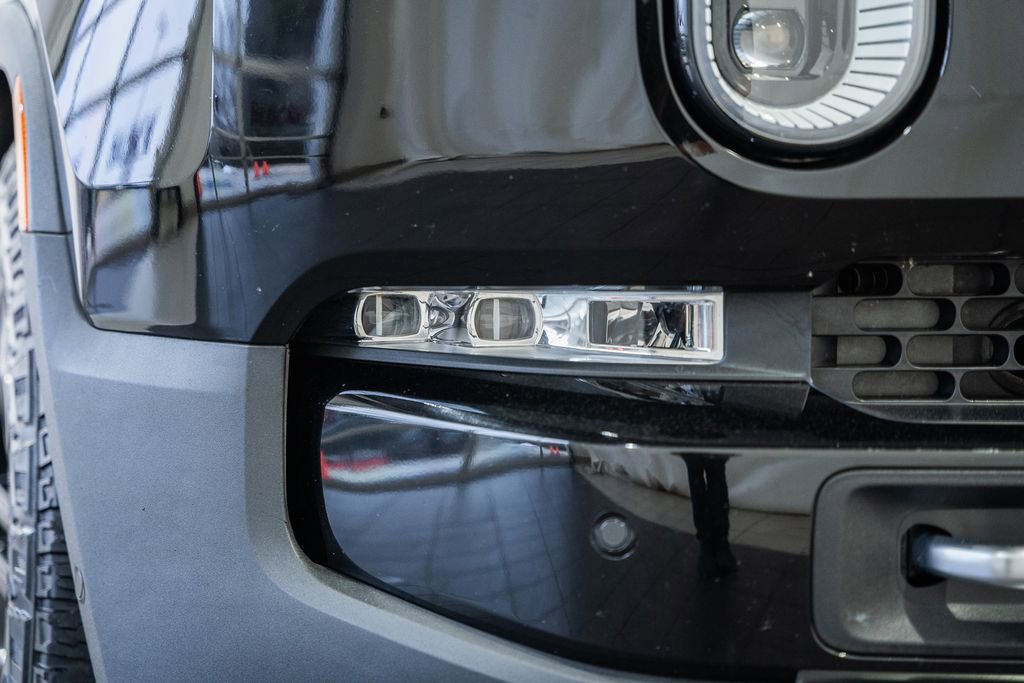 Used 2022 Rivian R1T Adventure image 11