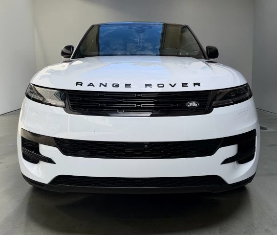 Used 2025 Land Rover Range Rover Sport SE AWD/4WD image 9