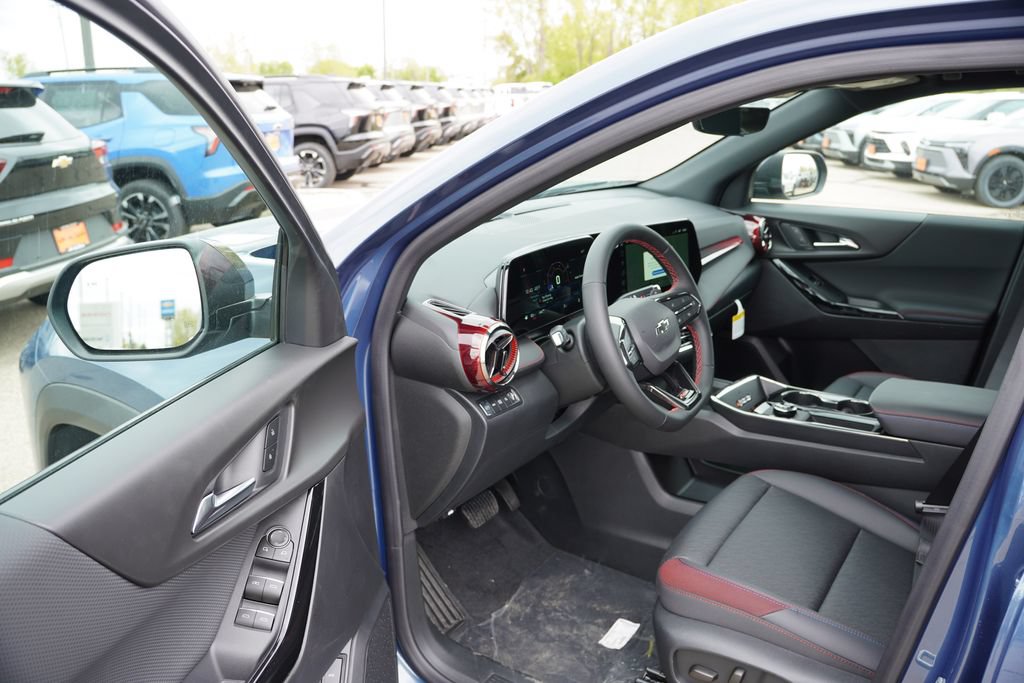 New 2026 Chevrolet Equinox RS w/ Safety and Technology Package AWD/4WD image 10