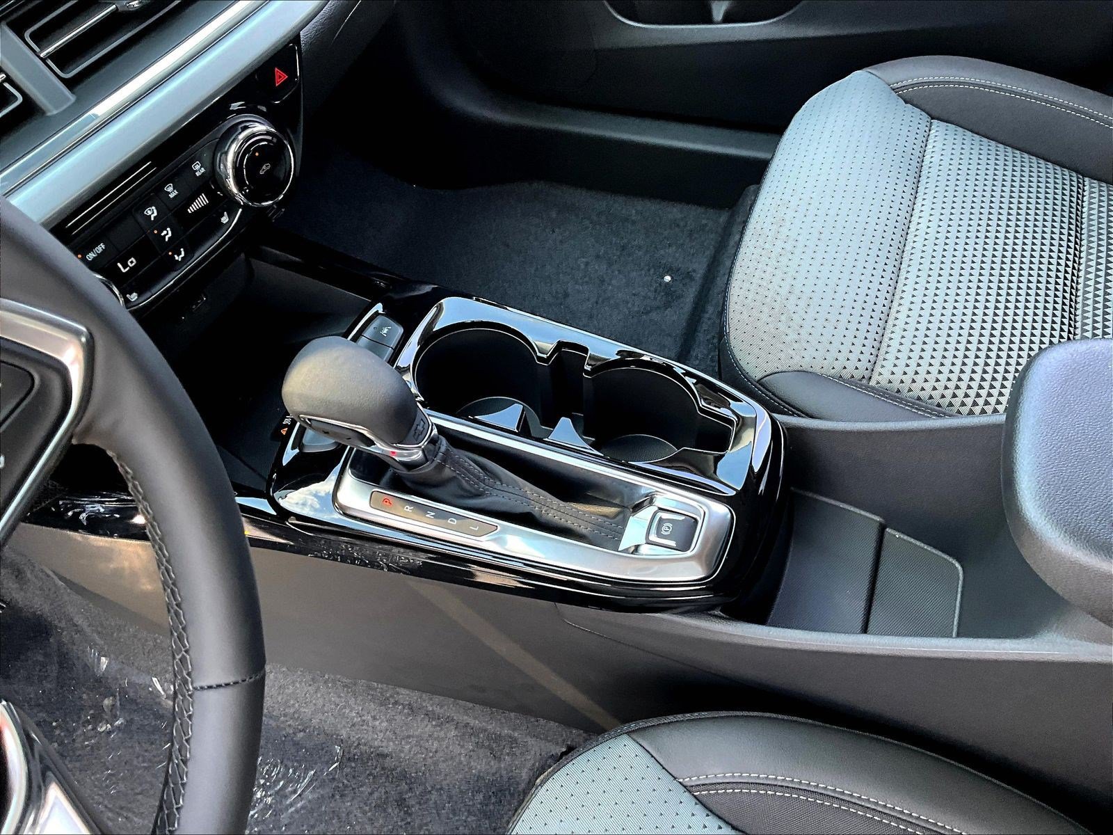 New 2026 Chevrolet Trax LT w/ Sunroof Package FWD image 12