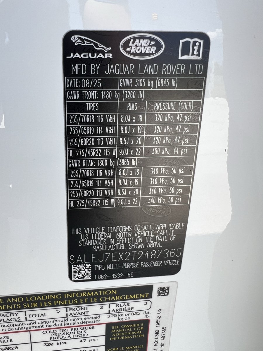 Used 2026 Land Rover Defender 110 S AWD/4WD image 36