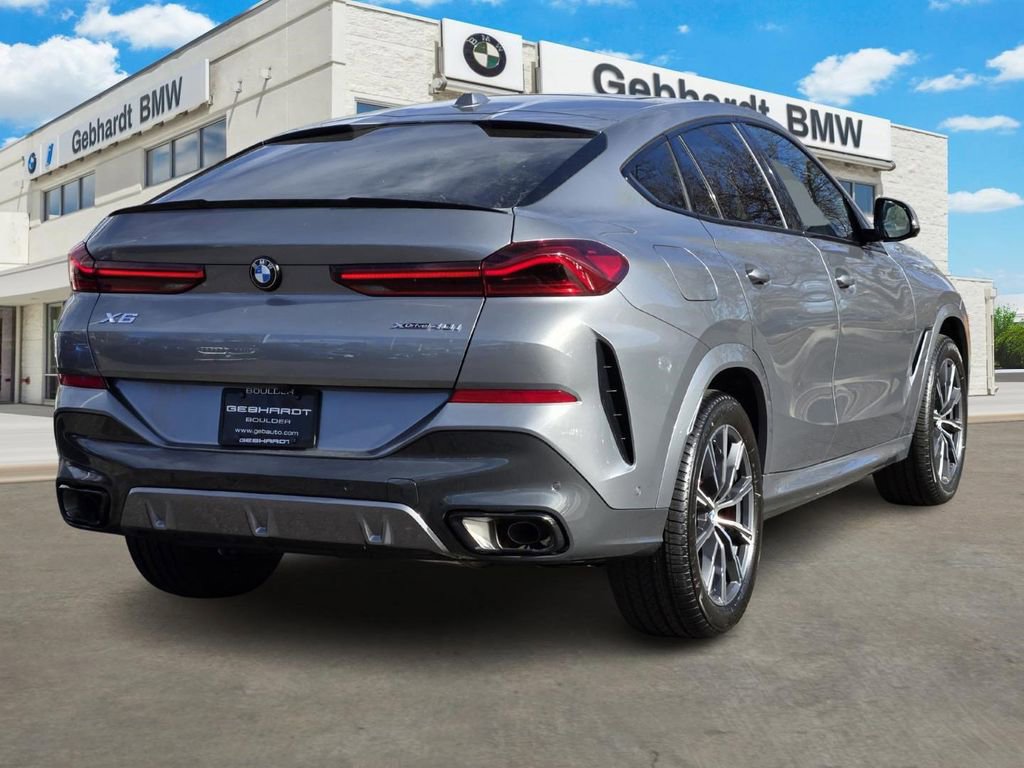 New 2026 BMW X6 xDrive40i w/ Climate Comfort Package image 5