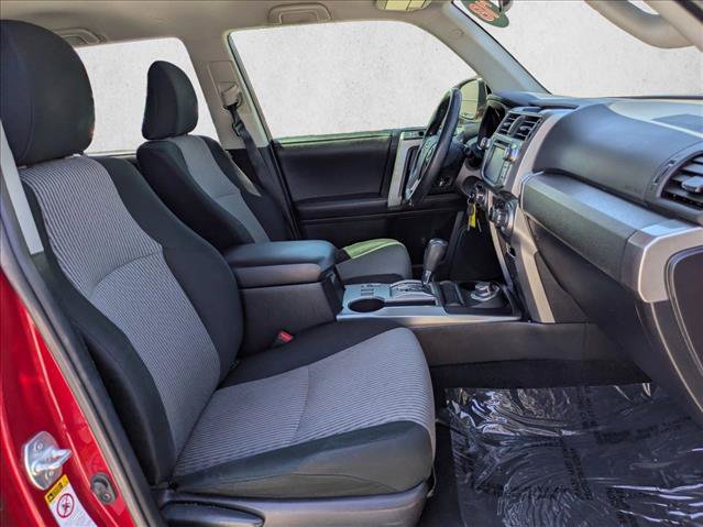 Certified 2018 Toyota 4Runner SR5 AWD/4WD image 21