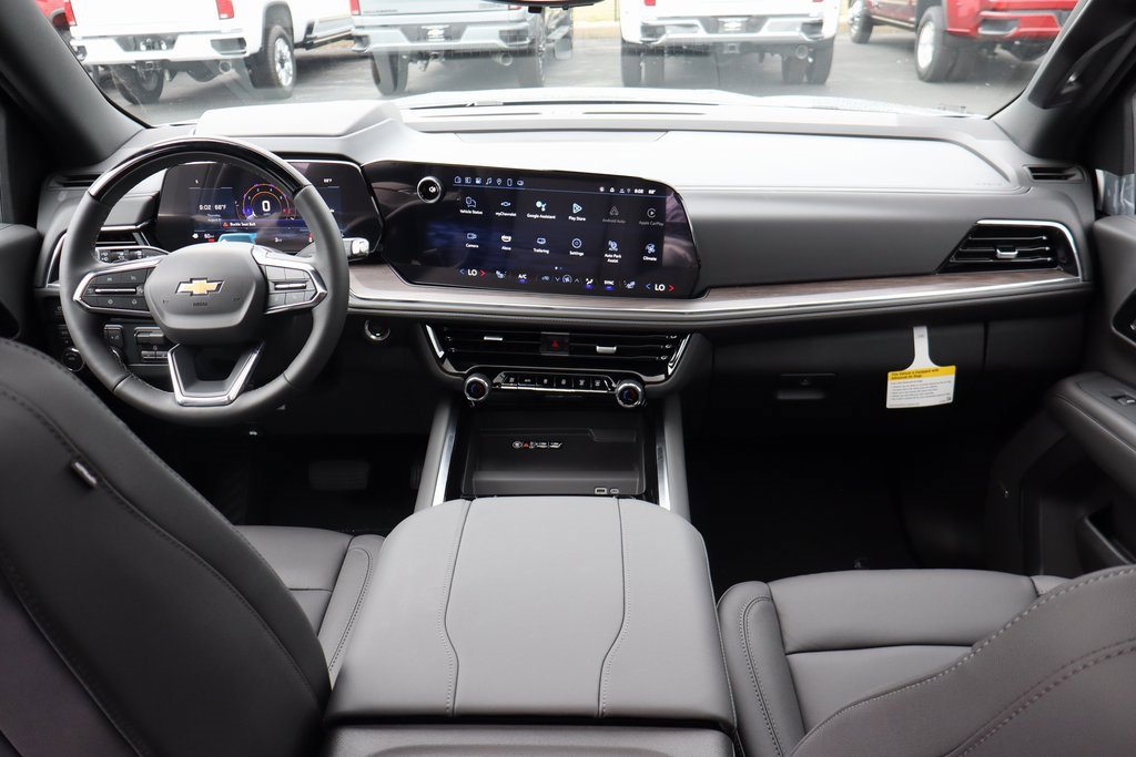 New 2025 Chevrolet Suburban LT w/ Advanced Technology Package image 21