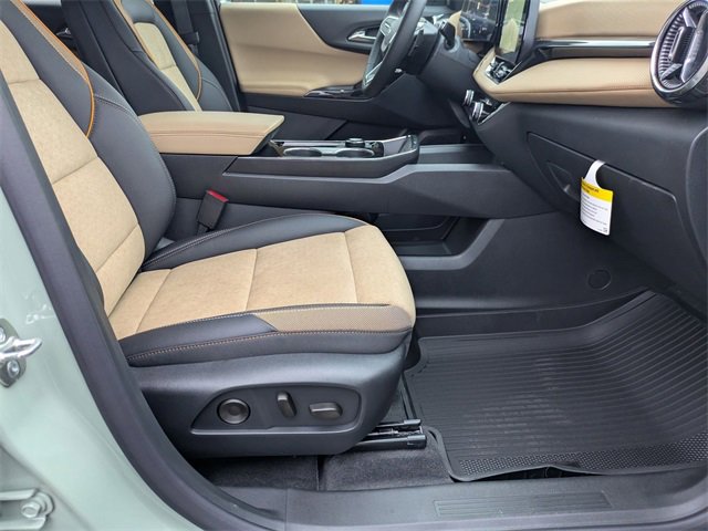 New 2026 Chevrolet Equinox ACTIV w/ Convenience Package III image 37