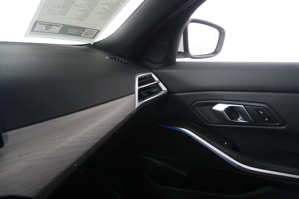 Certified 2026 BMW 330i Sedan RWD image 26