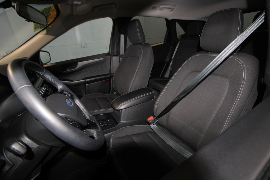 Used 2024 Ford Escape Active AWD/4WD image 4