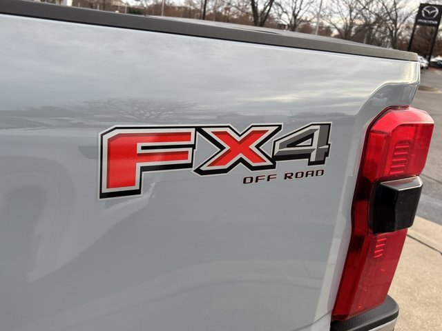 Used 2026 Ford F250 Lariat w/ FX4 Off-Road Package image 17