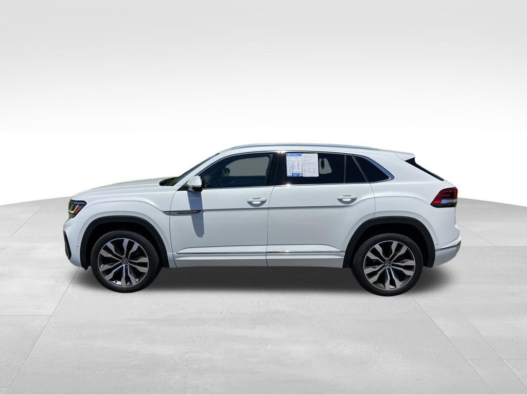 Certified 2023 Volkswagen Atlas Cross Sport SEL Premium R-Line AWD/4WD image 4