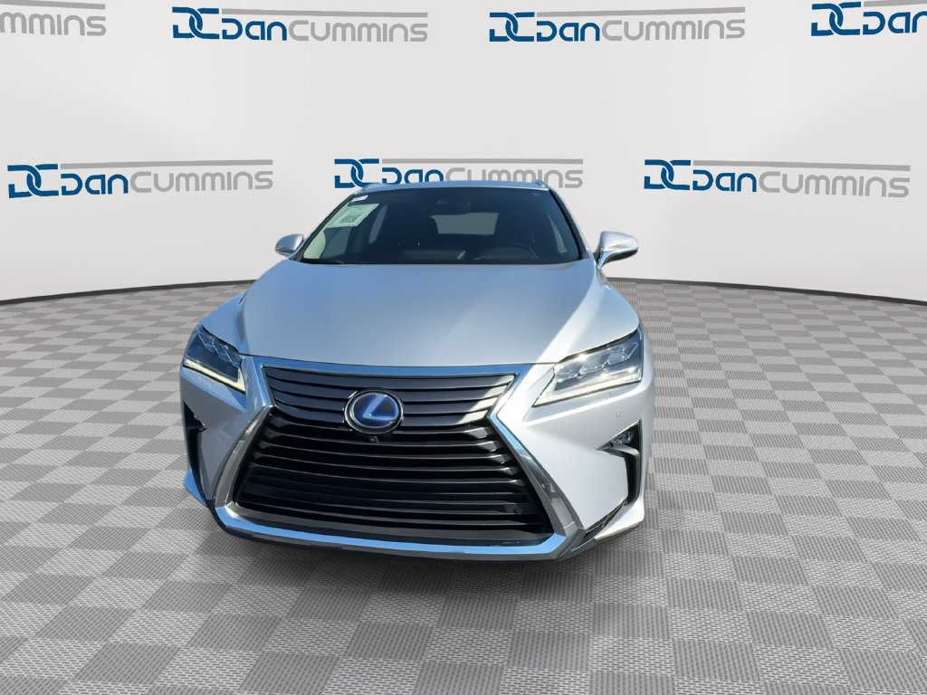 Used 2018 Lexus RX 450hL Luxury w/ Accessory Package AWD/4WD image 3