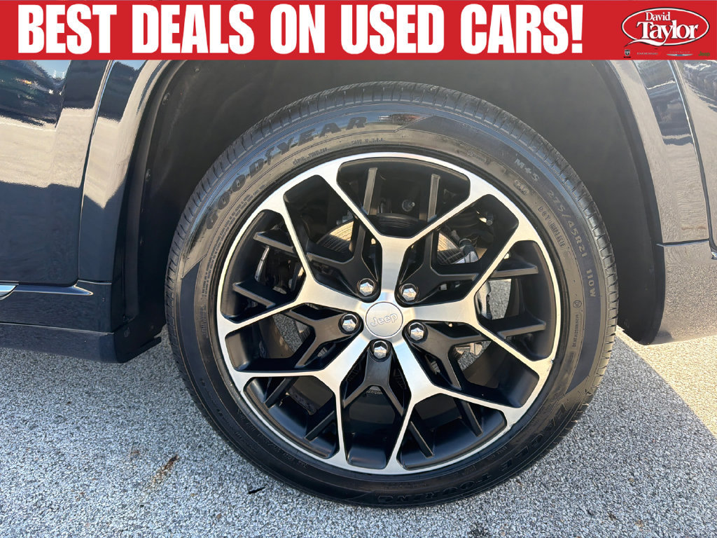 Used 2022 Jeep Grand Cherokee Summit AWD/4WD image 32