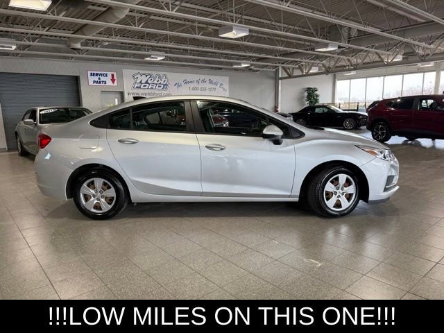 Used 2017 Chevrolet Cruze LS image 10