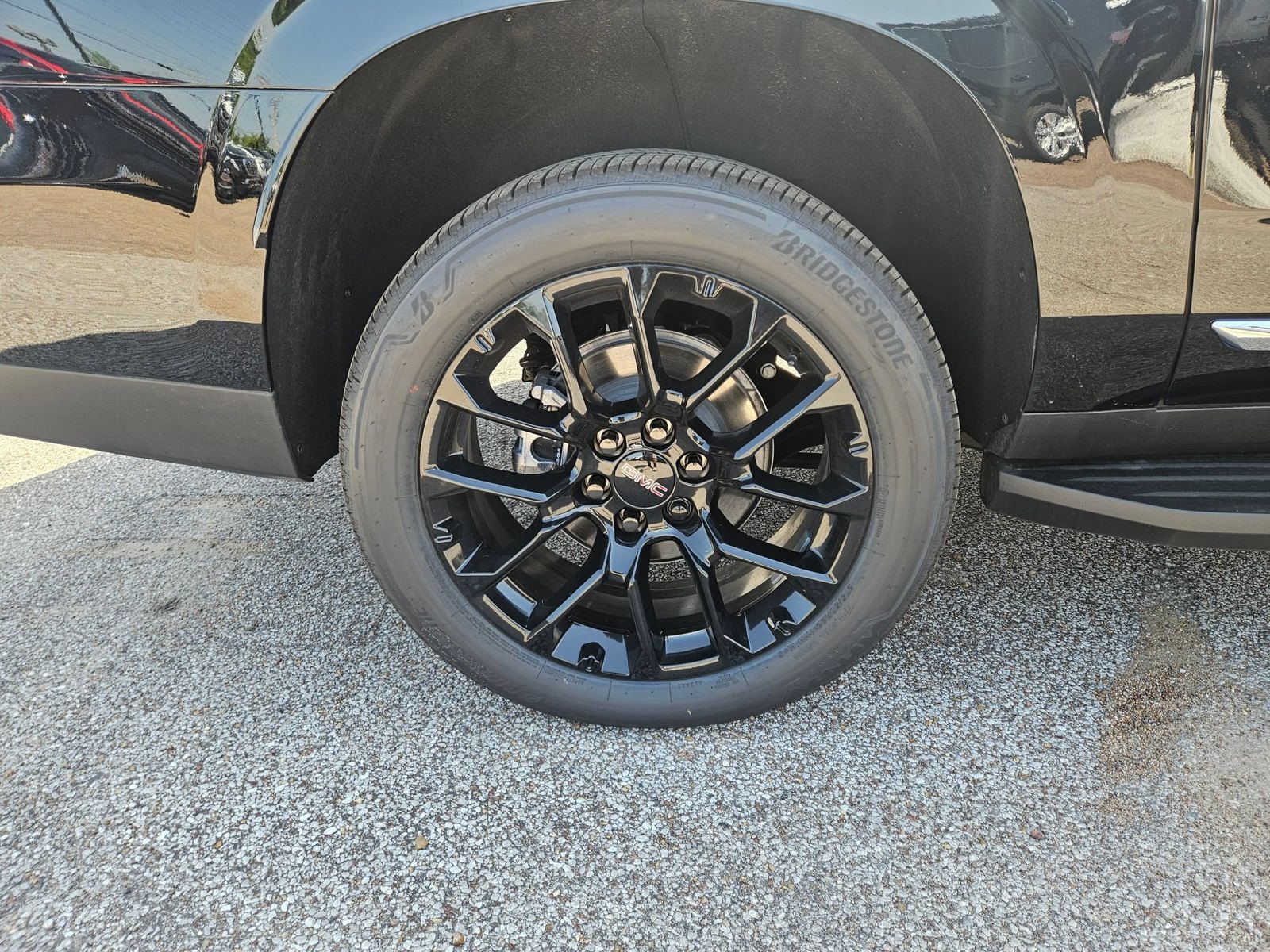 New 2026 GMC Yukon XL Elevation AWD/4WD image 30