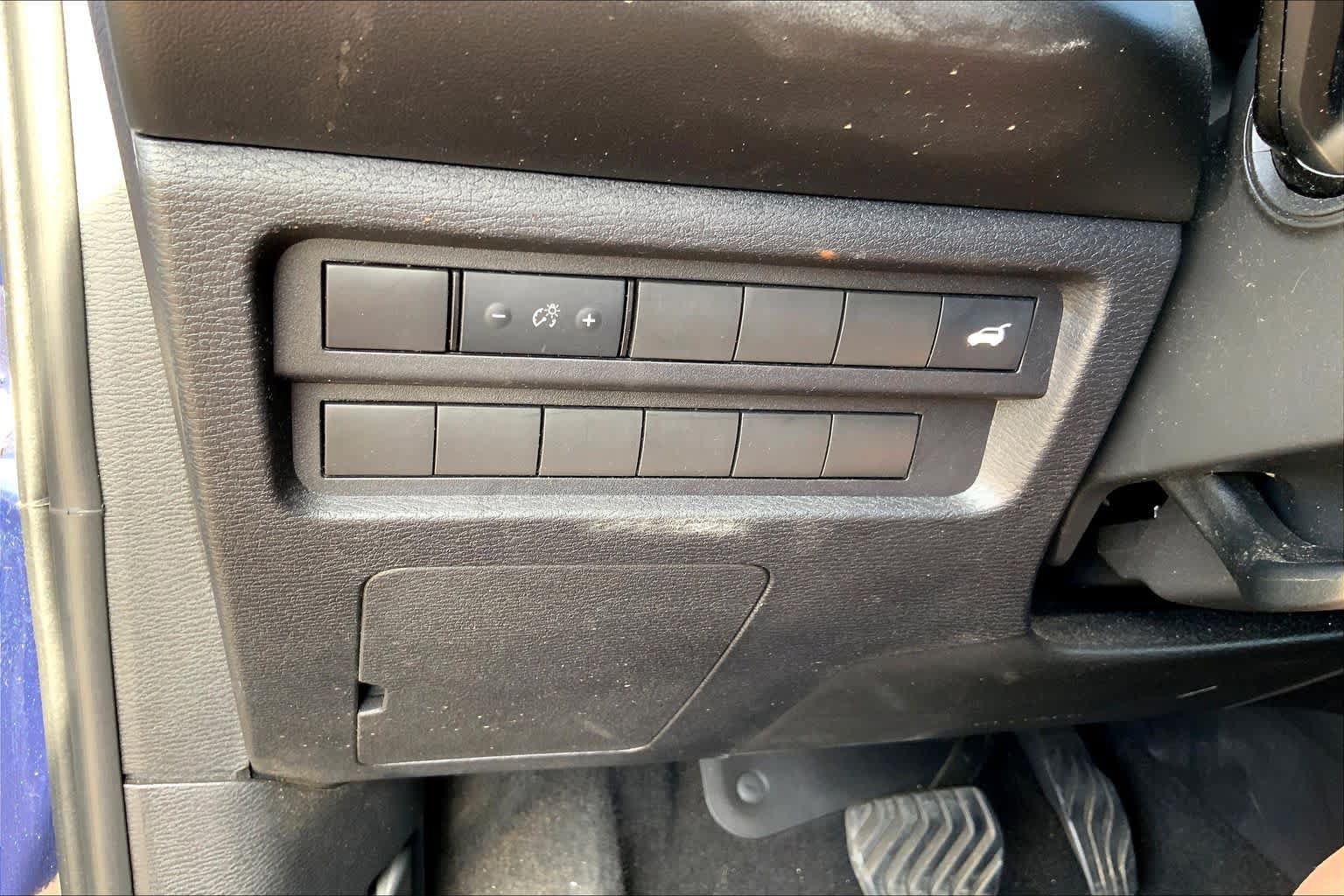 Used 2023 Mitsubishi Outlander SE AWD/4WD image 33