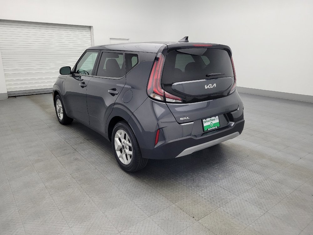 Used 2023 Kia Soul LX w/ LX Technology Package image 5