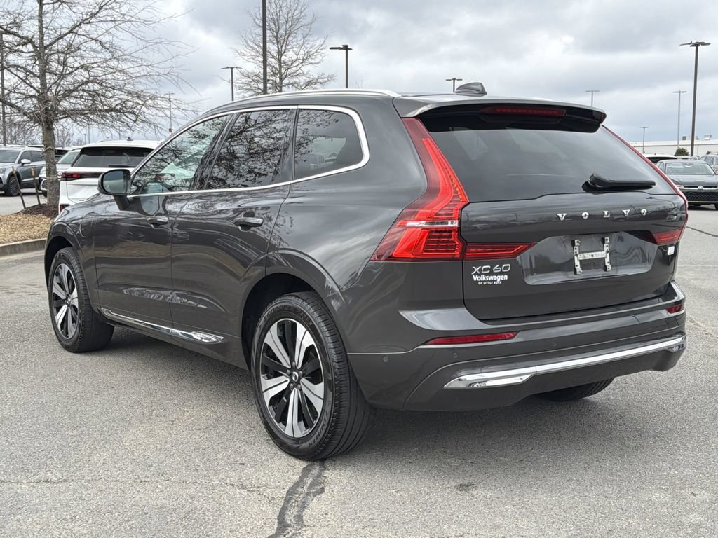 Used 2023 Volvo XC60 T8 Plus AWD/4WD image 3