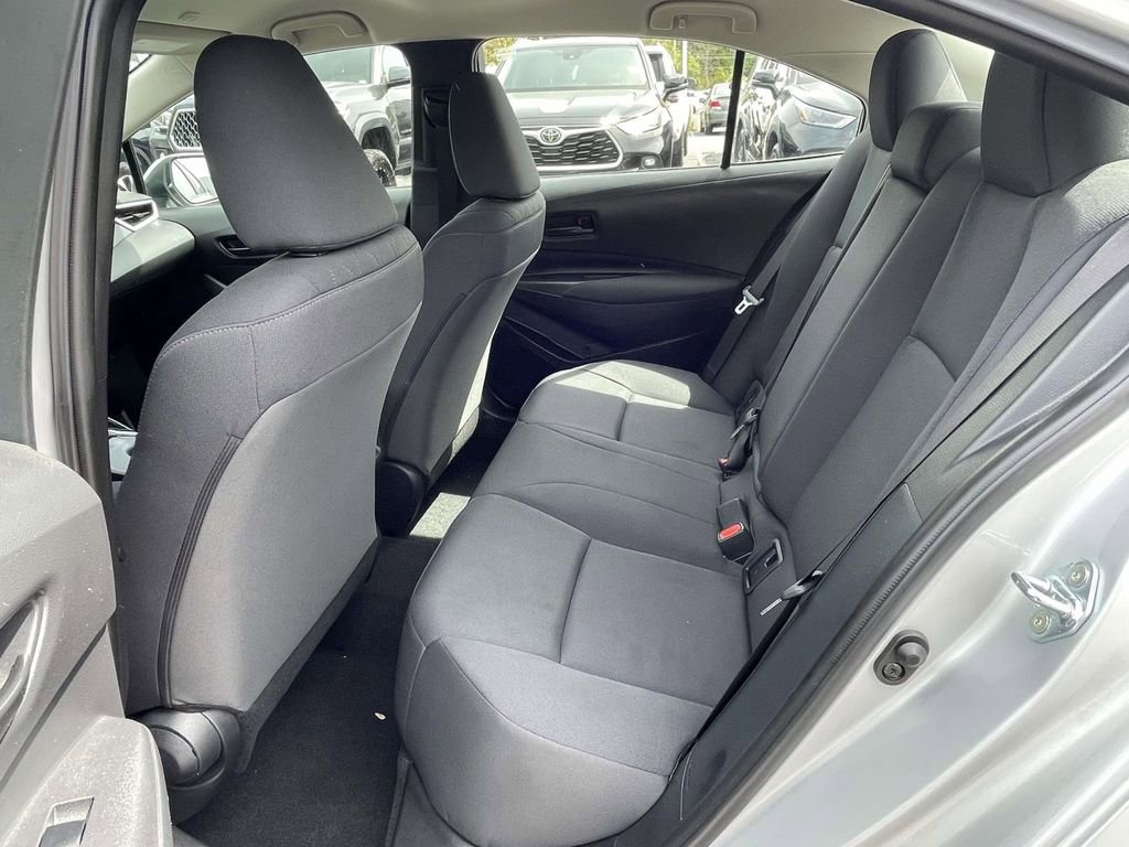 Used 2024 Toyota Corolla LE image 9