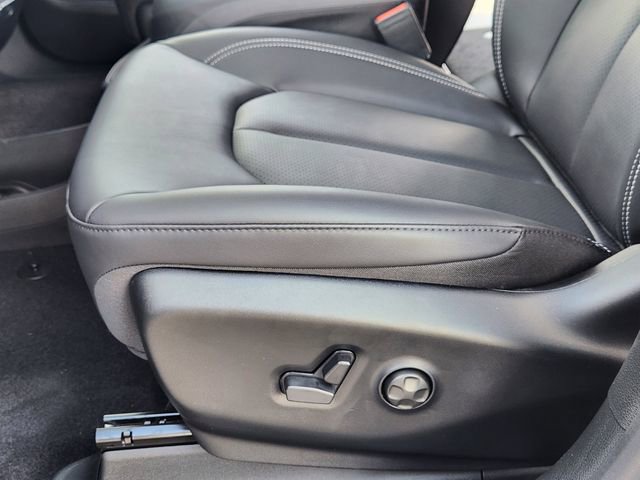 New 2026 Chrysler Pacifica Select w/ S Appearance Package FWD image 19
