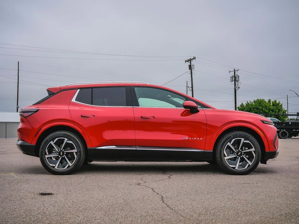 New 2024 Chevrolet Equinox EV LT AWD/4WD image 14