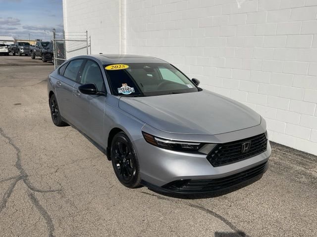 Used 2025 Honda Accord SE video 1