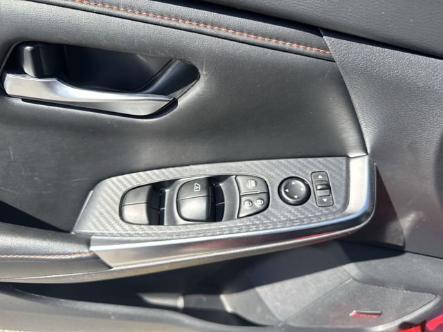 Used 2024 Nissan Sentra SR w/ SR Premium Package FWD image 22