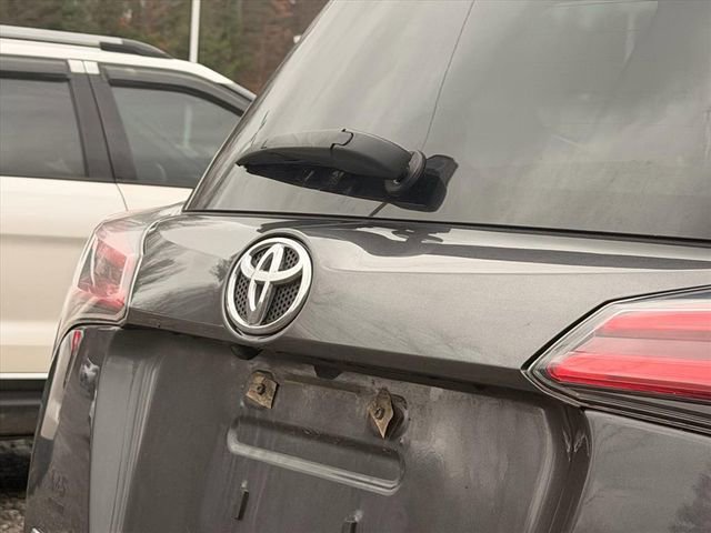 Used 2018 Toyota RAV4 Limited w/ All Weather Liner Package image 20