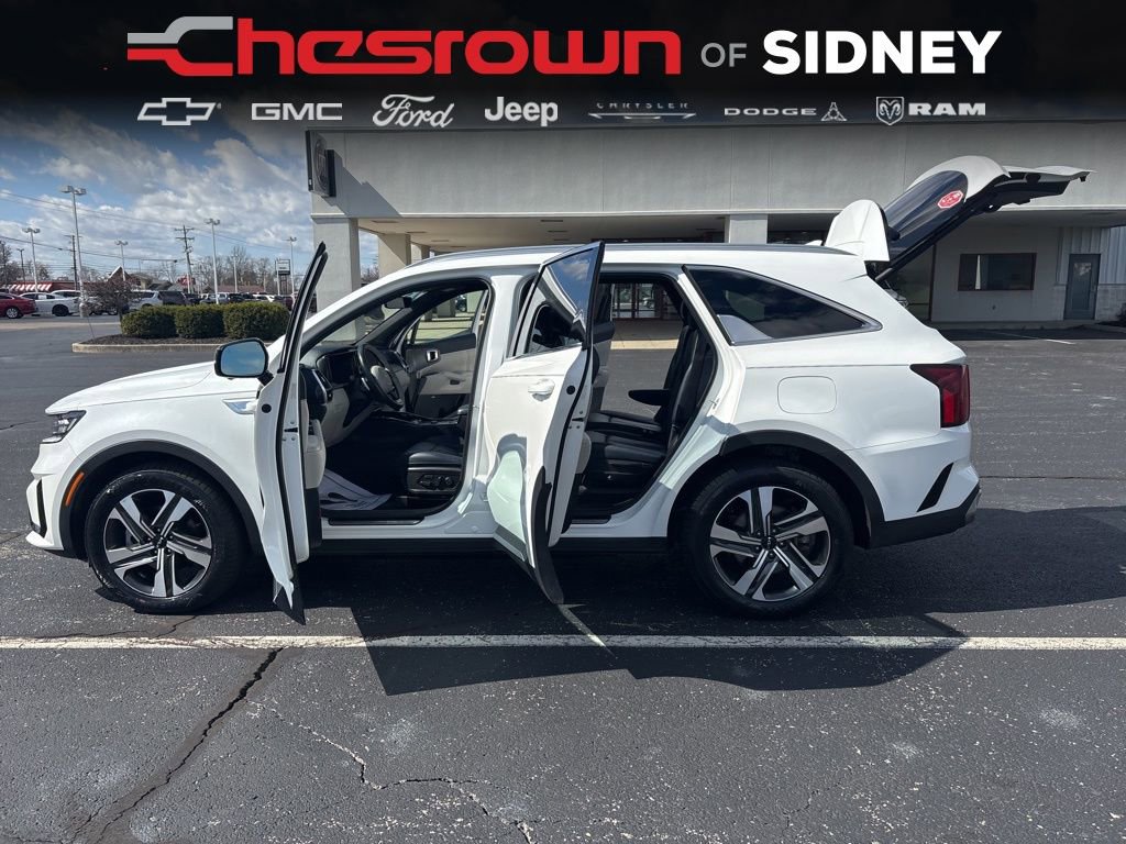 Used 2023 Kia Sorento SX Prestige image 18