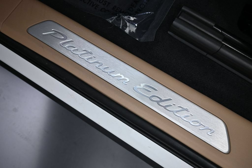 Certified 2023 Porsche Cayenne Platinum Edition AWD/4WD image 26
