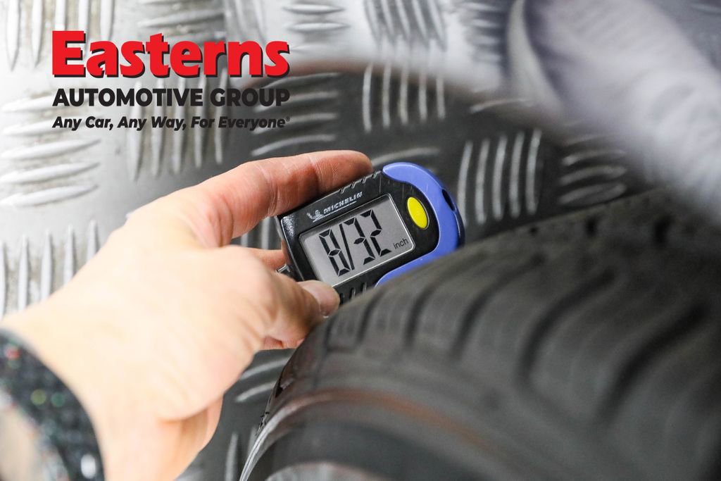 Used 2022 Toyota Corolla LE w/ Carpet Mat Package (TMS) image 26