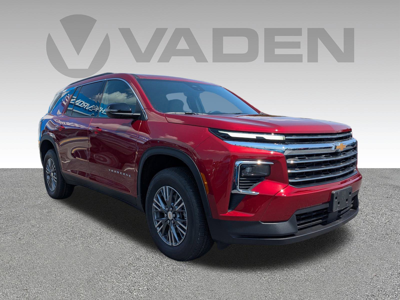 New 2026 Chevrolet Traverse LT image 3