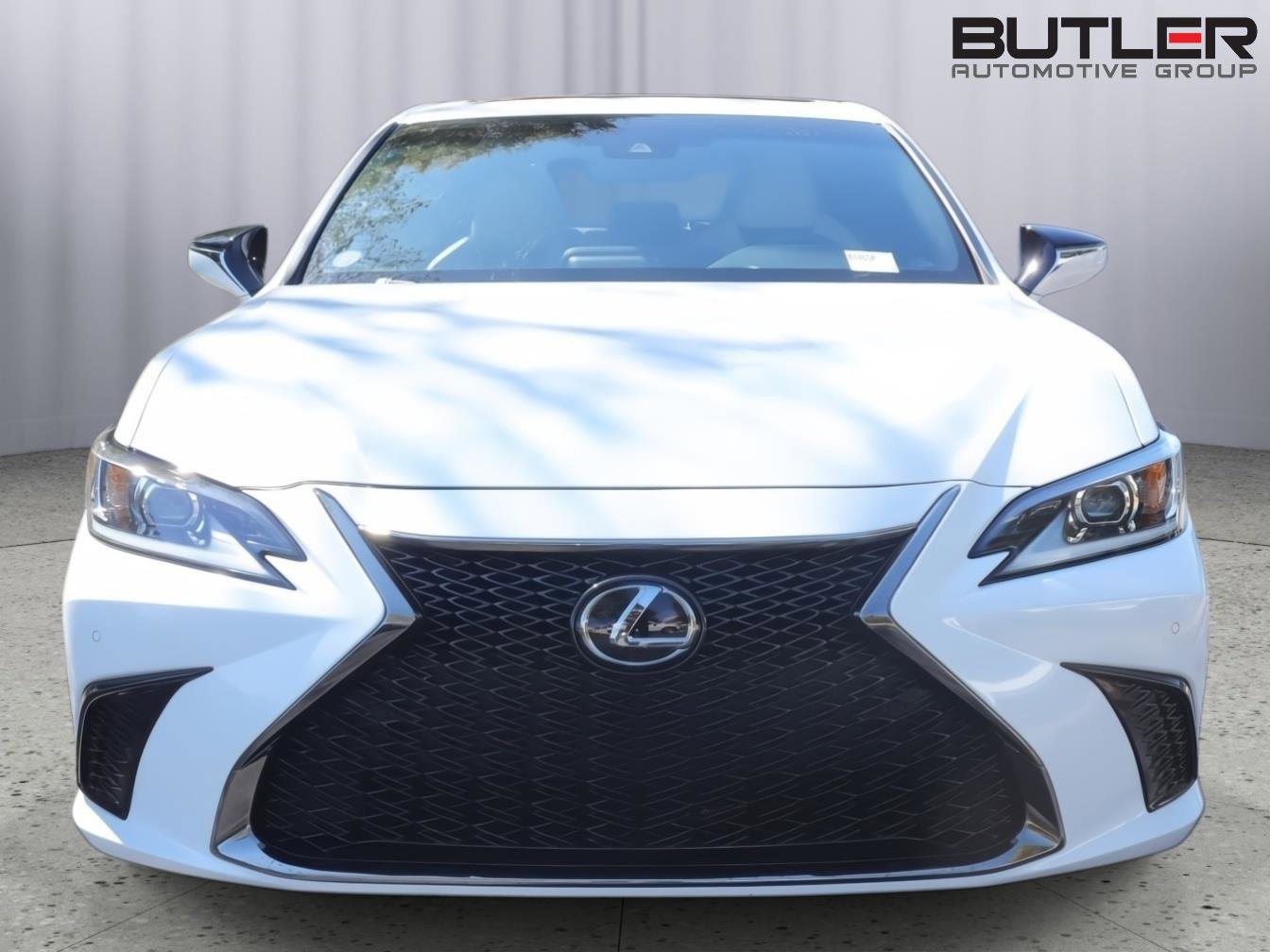 Used 2023 Lexus ES 350 F Sport image 2