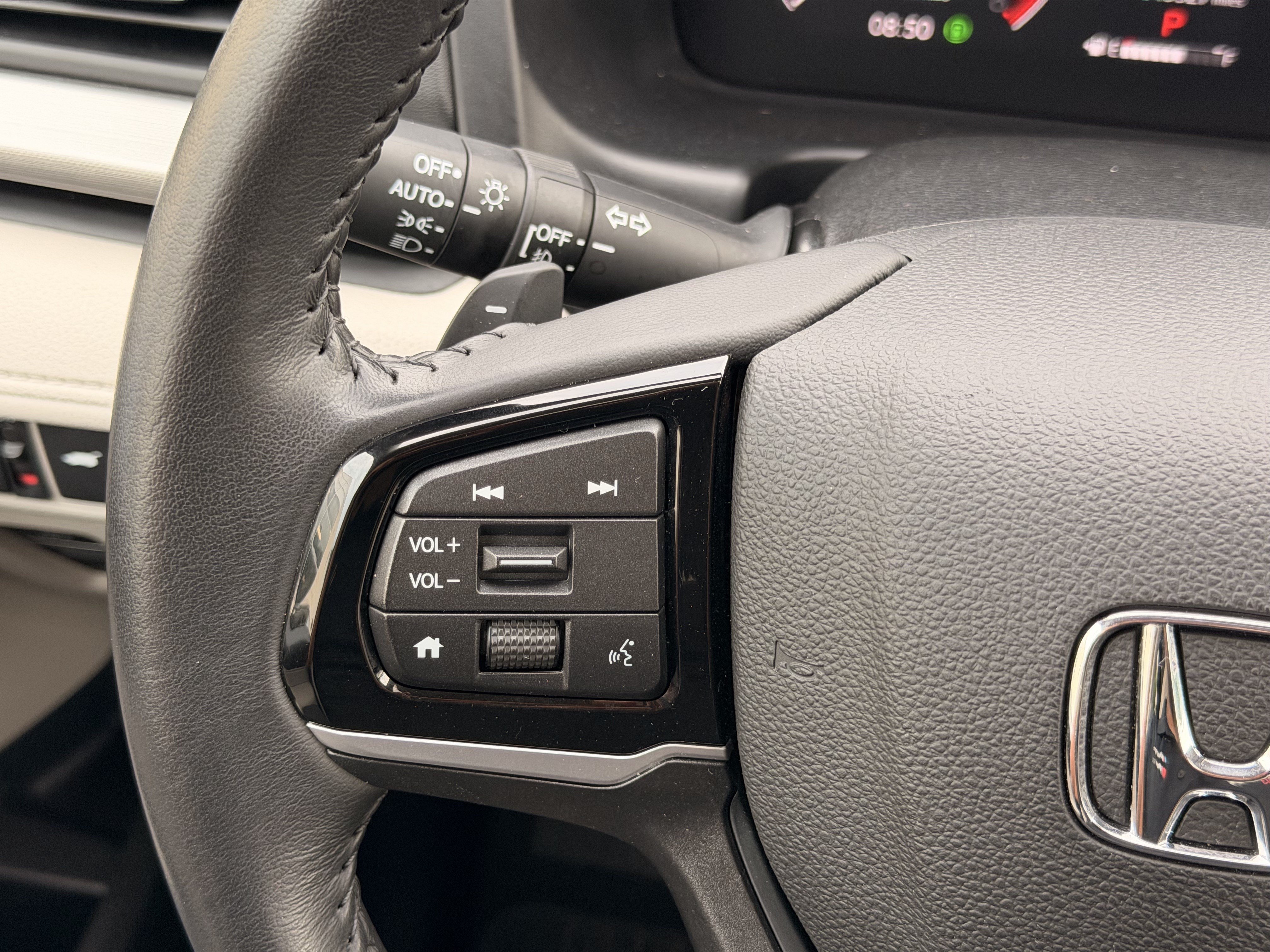 Used 2025 Honda Odyssey EX-L image 22