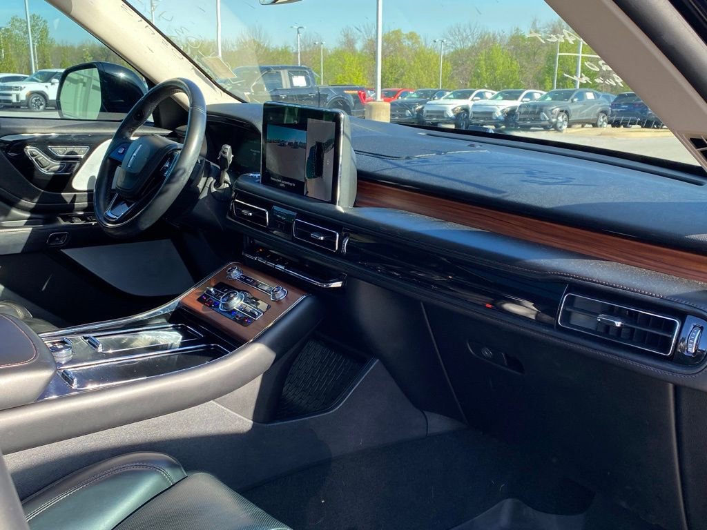 Used 2020 Lincoln Aviator Reserve w/ Equipment Group 202A image 34