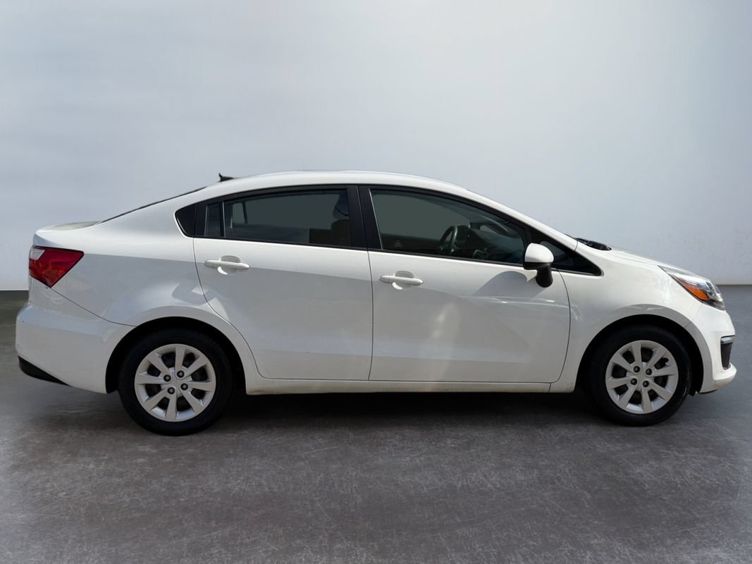 Used 2017 Kia Rio LX w/ Power Package FWD image 4