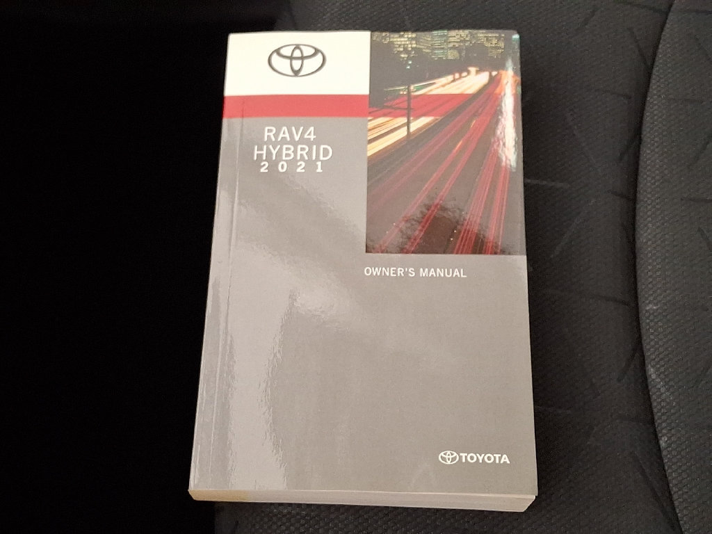 Used 2021 Toyota RAV4 XLE w/ Convenience Package AWD/4WD image 26