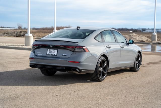 Used 2025 Honda Accord Sport image 7