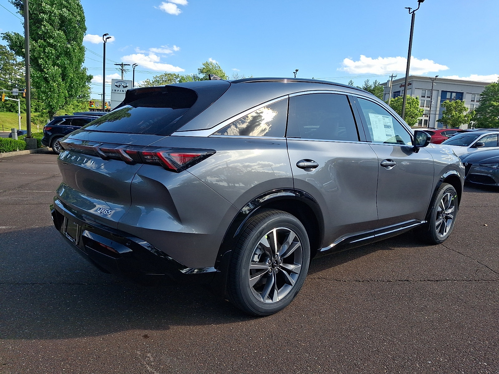 New 2027 INFINITI QX65 Luxe AWD/4WD image 4