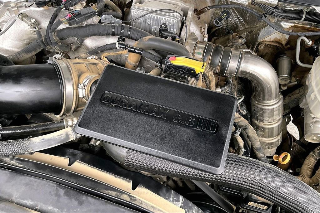 Used 2018 Chevrolet Silverado 3500 W/T AWD/4WD image 41