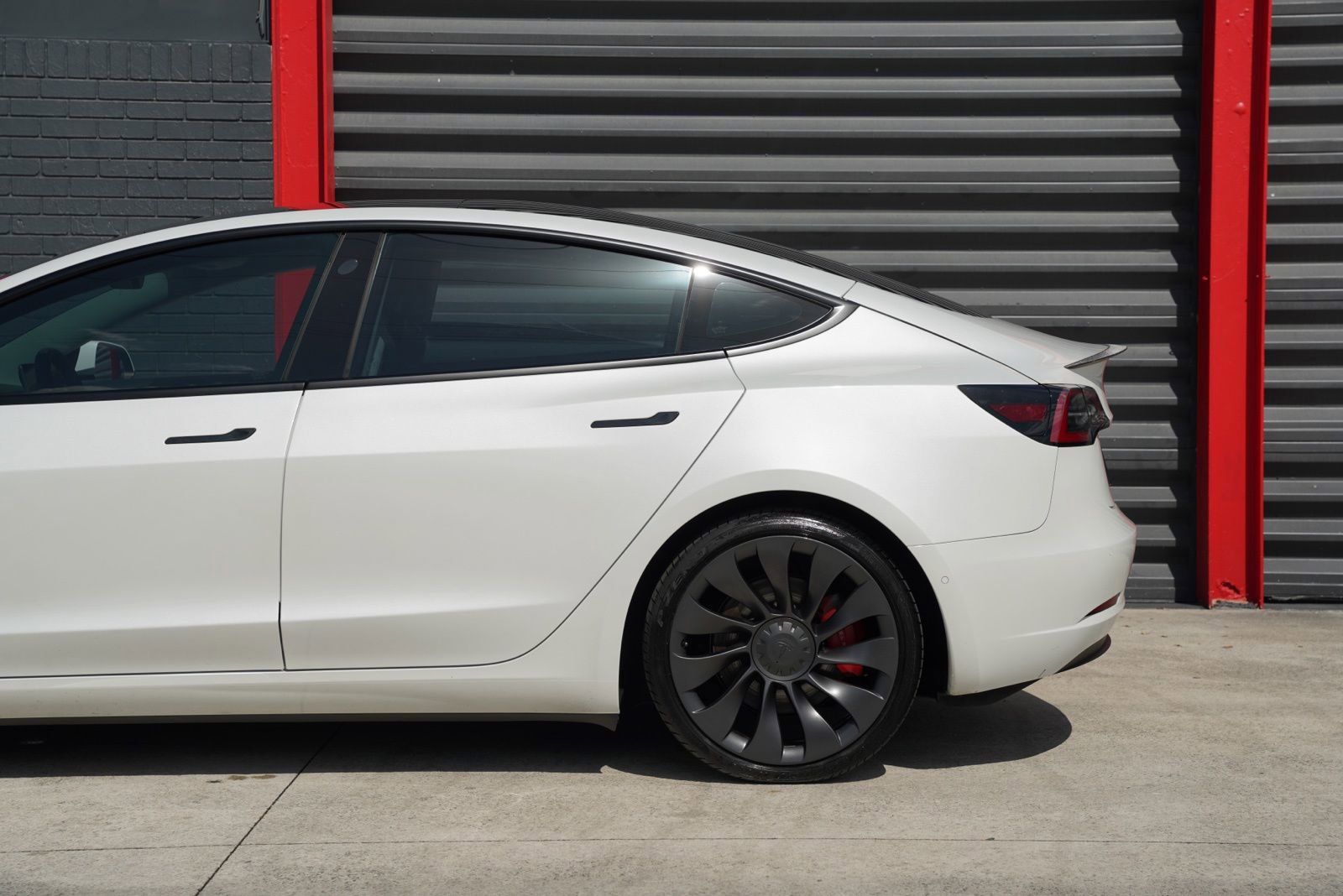 Used 2021 Tesla Model 3 Performance AWD/4WD image 9