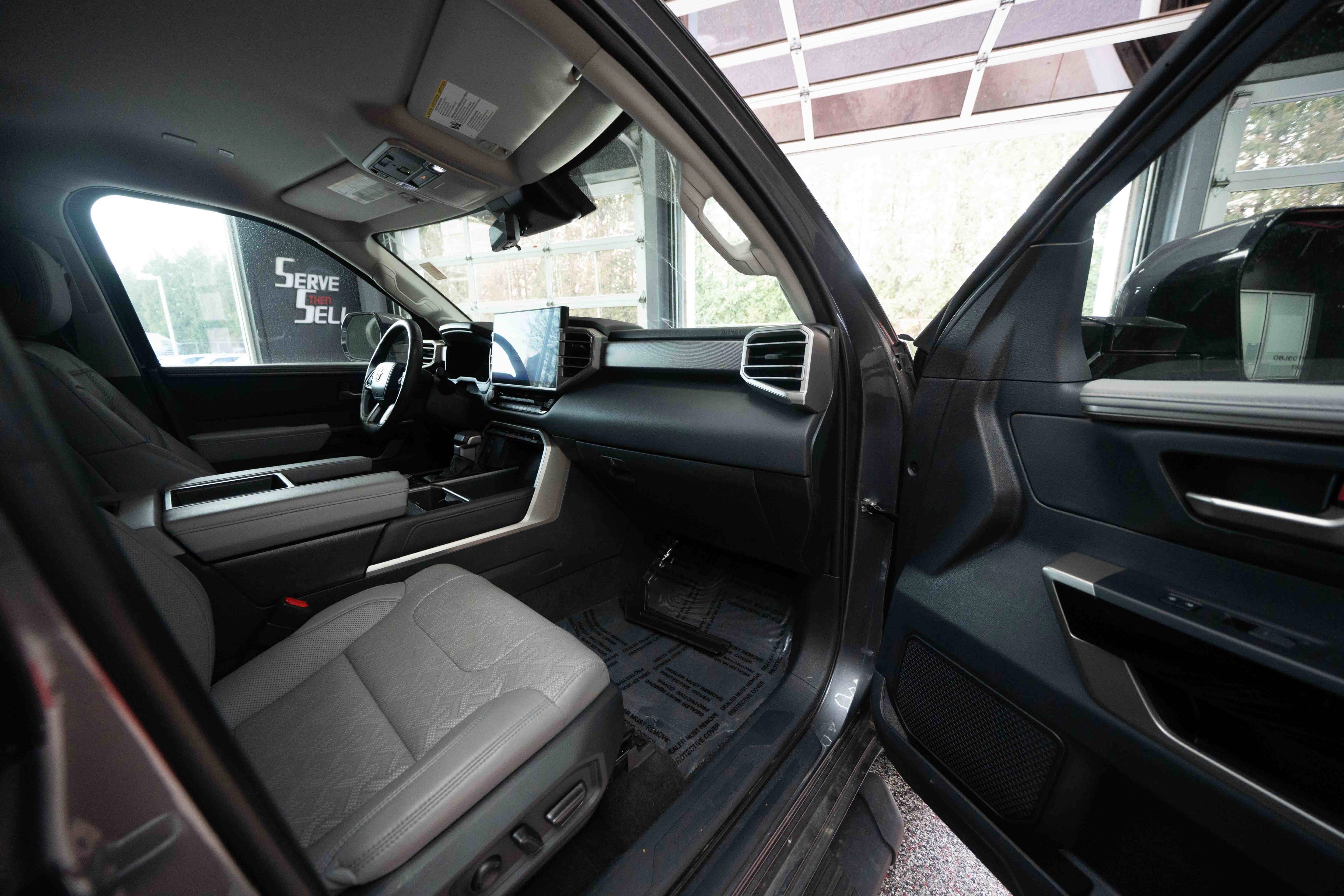 Used 2023 Toyota Tundra Limited image 25