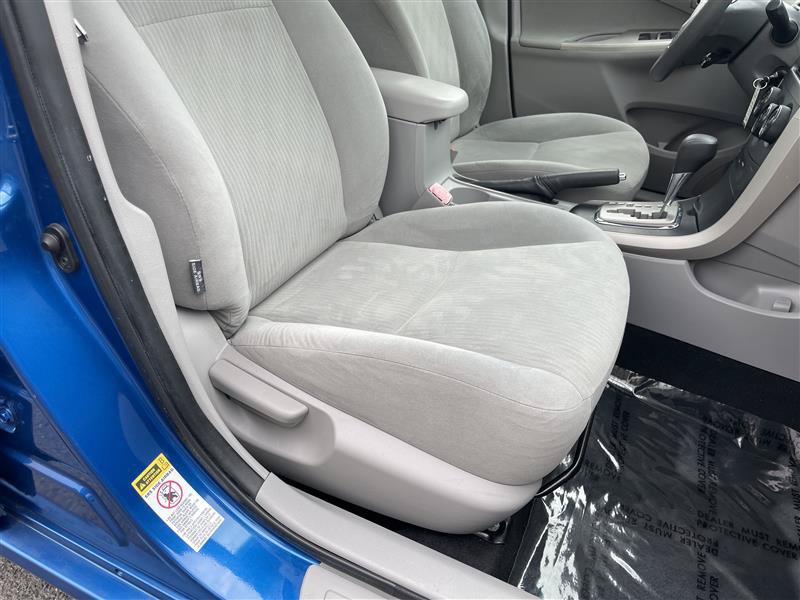Used 2010 Toyota Corolla LE w/ All Weather Guard Pkg FWD image 15