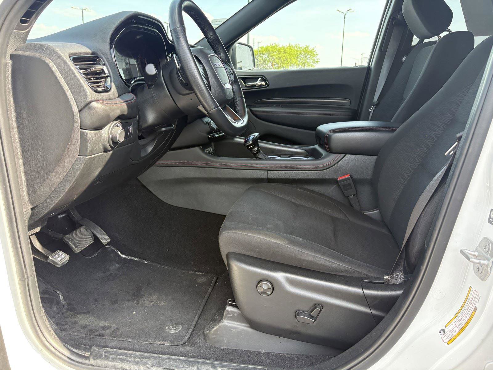 Used 2025 Dodge Durango GT AWD/4WD image 15